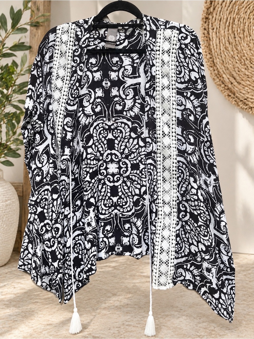Vince Camuto Bird Floral Kimono Black White Lace Tassel Boho Resort One Size